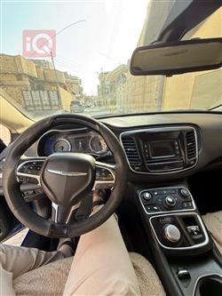 Chrysler 200